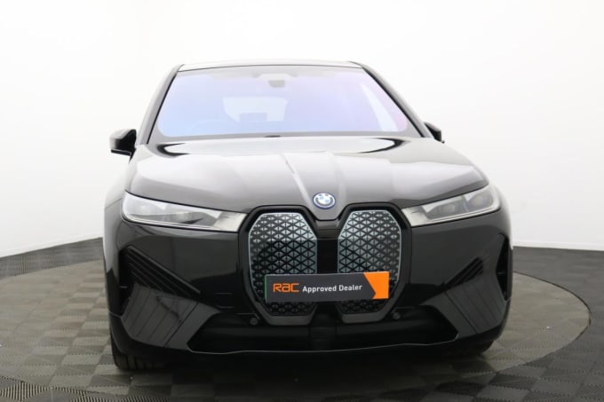 2025 BMW Ix