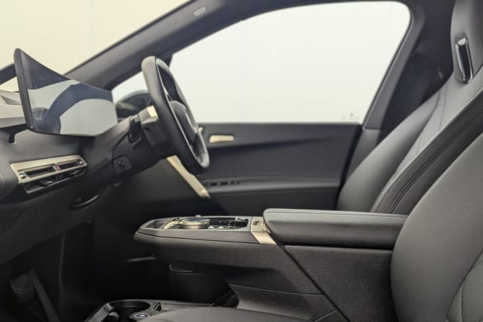 2025 BMW Ix