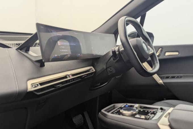 2025 BMW Ix