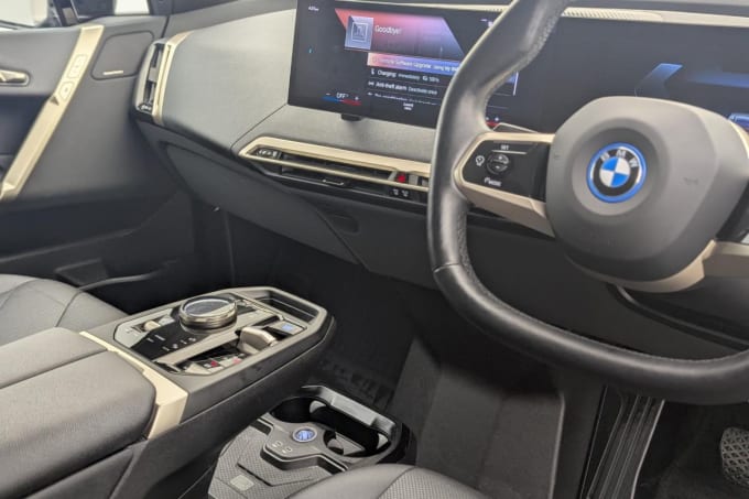 2025 BMW Ix