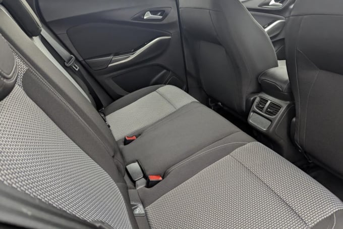 2025 Vauxhall Grandland X