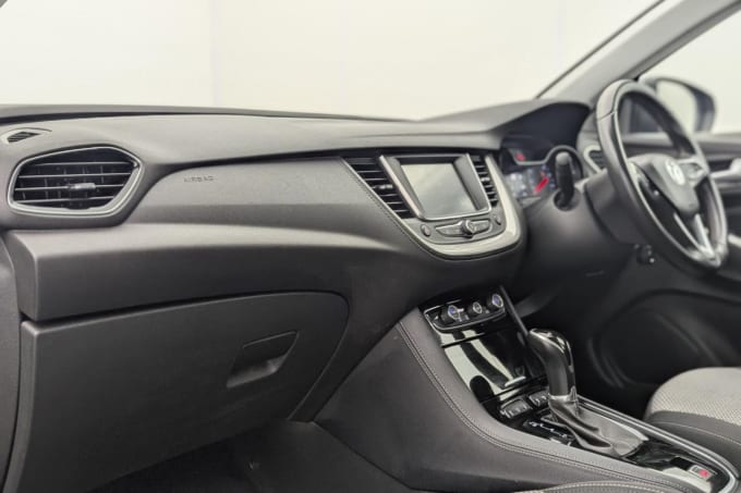 2025 Vauxhall Grandland X