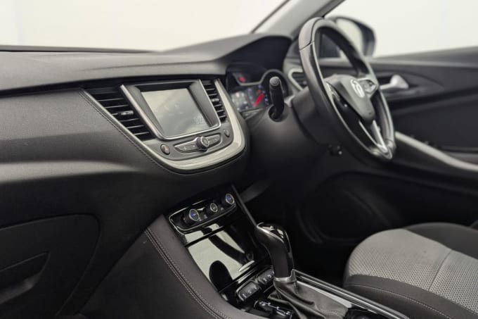 2025 Vauxhall Grandland X