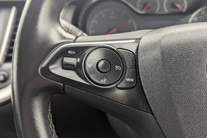 2025 Vauxhall Grandland X