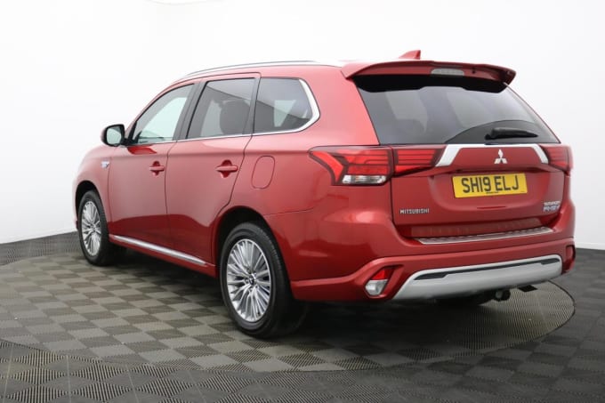 2025 Mitsubishi Outlander