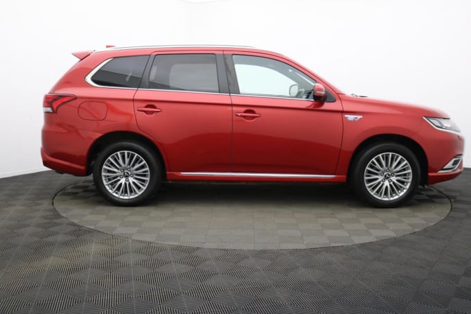2025 Mitsubishi Outlander