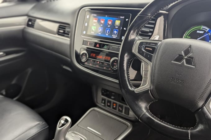 2025 Mitsubishi Outlander