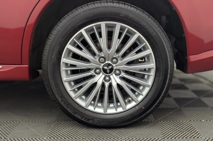 2025 Mitsubishi Outlander