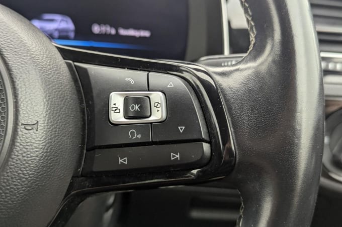 2025 Volkswagen Golf