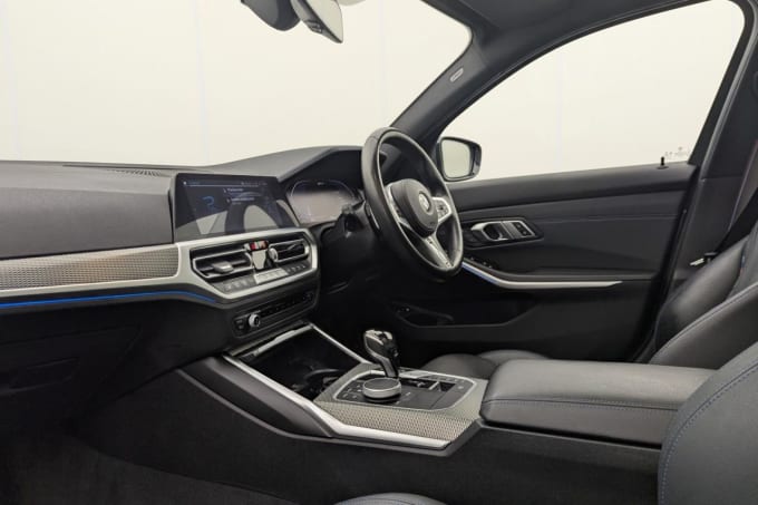 2025 BMW 3 Series
