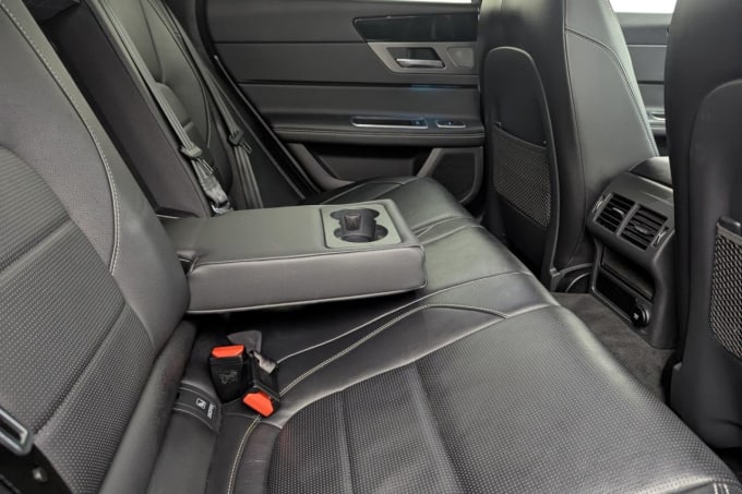 2025 Jaguar Xf