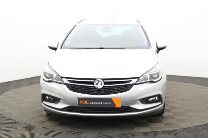 2025 Vauxhall Astra
