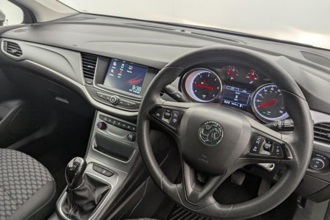 2025 Vauxhall Astra