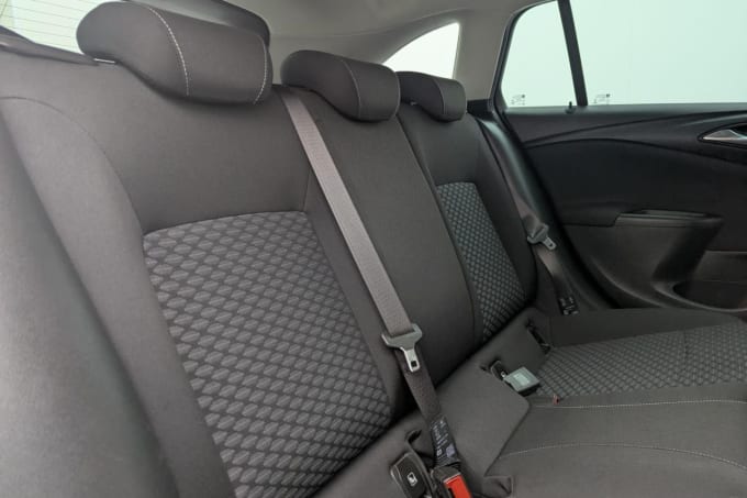 2025 Vauxhall Astra