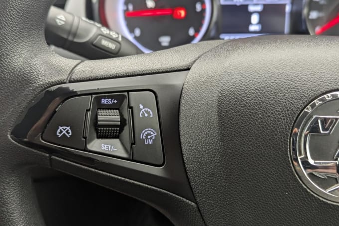 2025 Vauxhall Astra