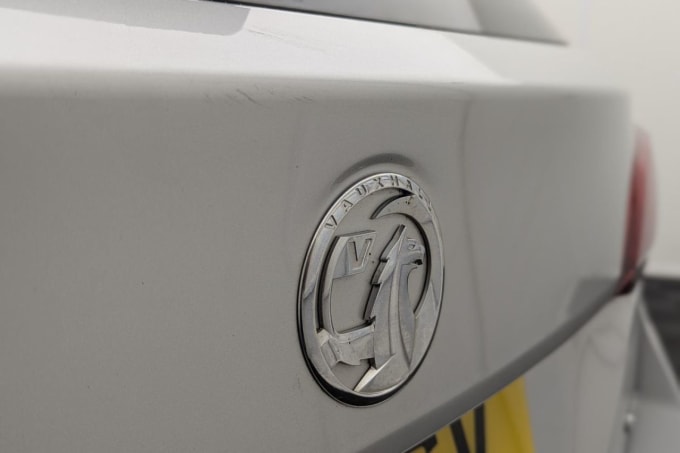 2025 Vauxhall Astra