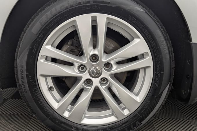2025 Vauxhall Astra