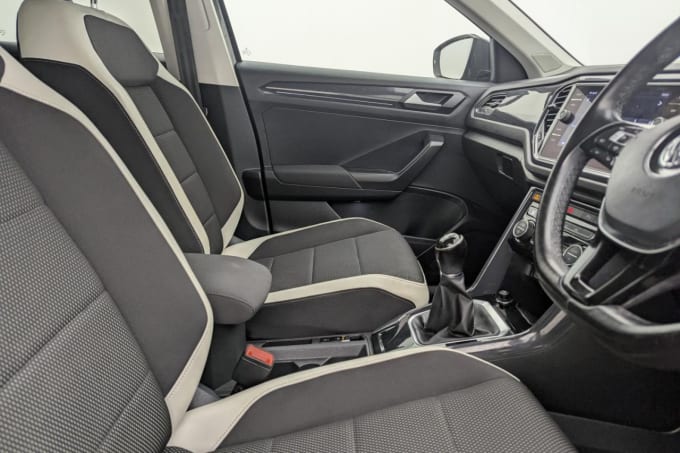 2025 Volkswagen T-roc
