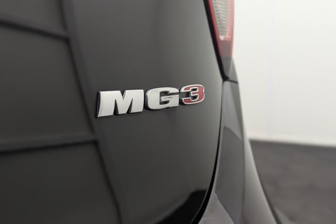 2025 Mg Mg3