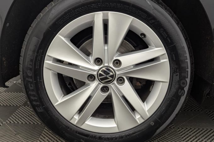 2025 Volkswagen Golf