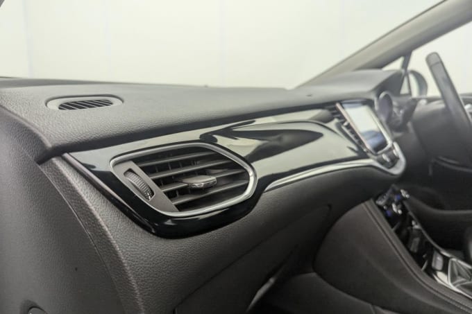2025 Vauxhall Astra