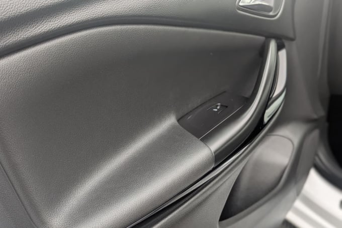 2025 Vauxhall Astra