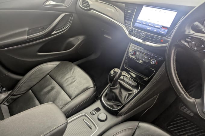 2025 Vauxhall Astra