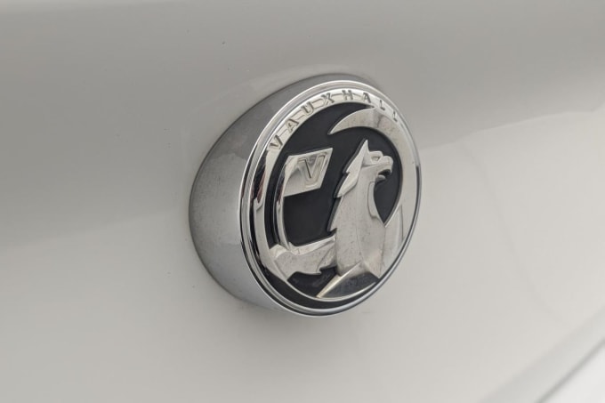 2025 Vauxhall Astra