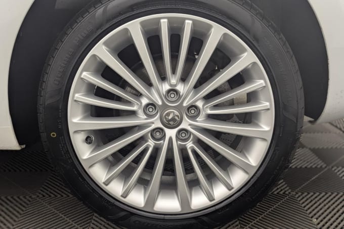 2025 Vauxhall Astra