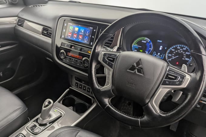 2025 Mitsubishi Outlander