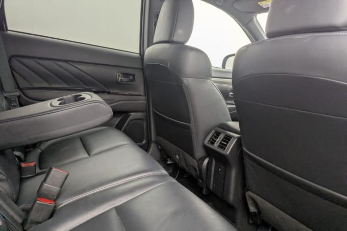 2025 Mitsubishi Outlander