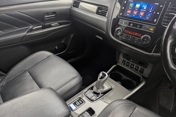 2025 Mitsubishi Outlander