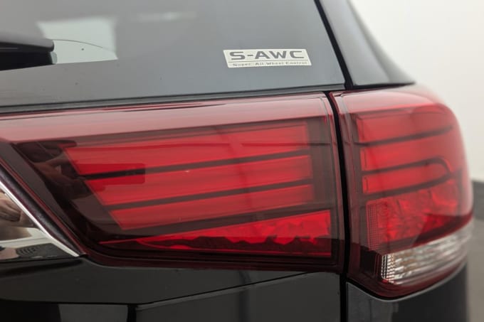 2025 Mitsubishi Outlander