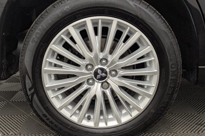 2025 Mitsubishi Outlander