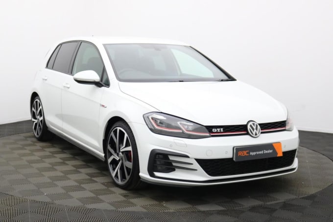 2025 Volkswagen Golf