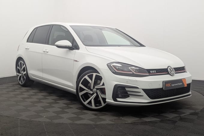 2025 Volkswagen Golf
