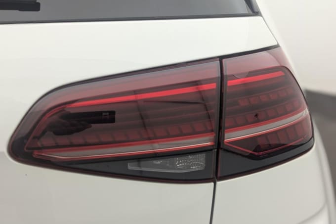 2025 Volkswagen Golf
