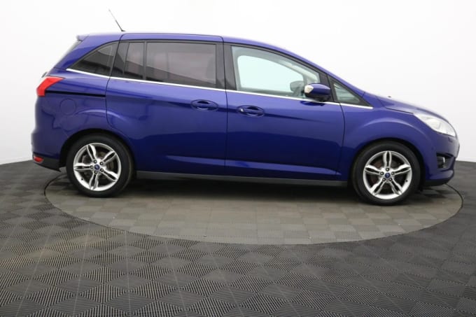 2025 Ford Grand C-max