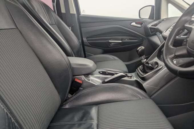 2025 Ford Grand C-max