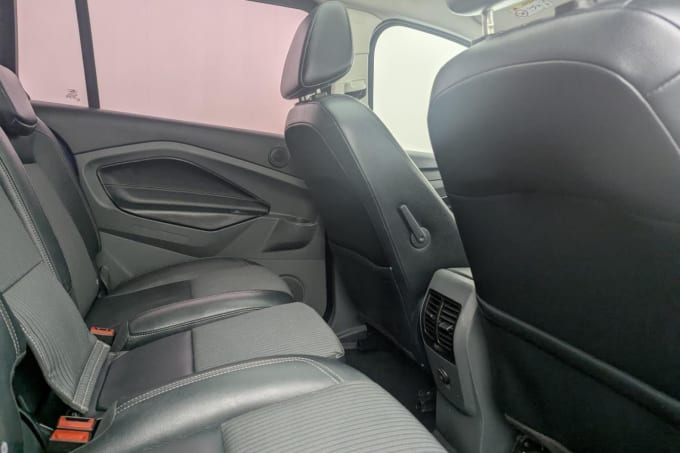 2025 Ford Grand C-max