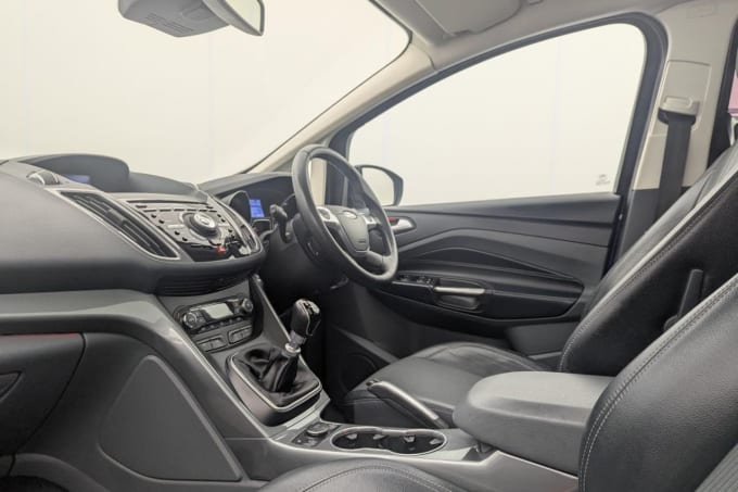 2025 Ford Grand C-max