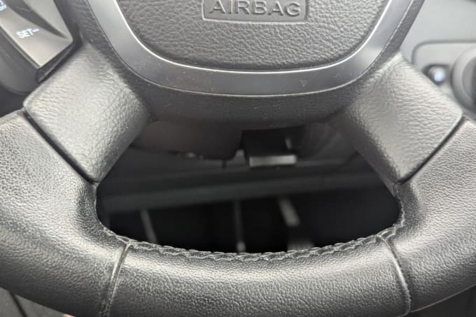 2025 Ford Grand C-max