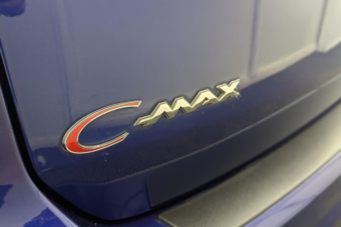 2025 Ford Grand C-max