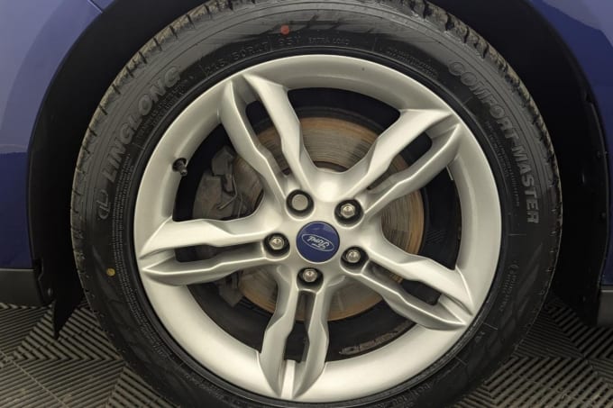 2025 Ford Grand C-max