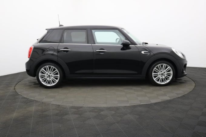 2025 Mini Hatch