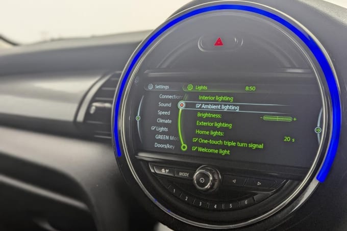 2025 Mini Hatch