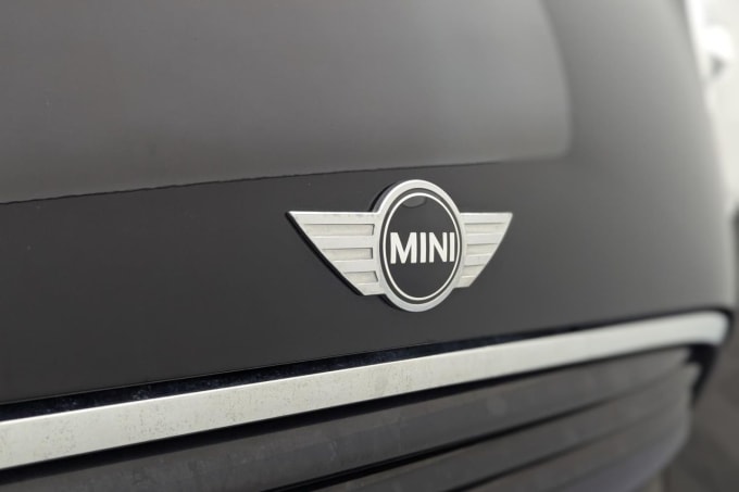 2025 Mini Hatch