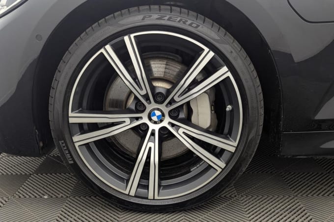 2025 BMW 3 Series