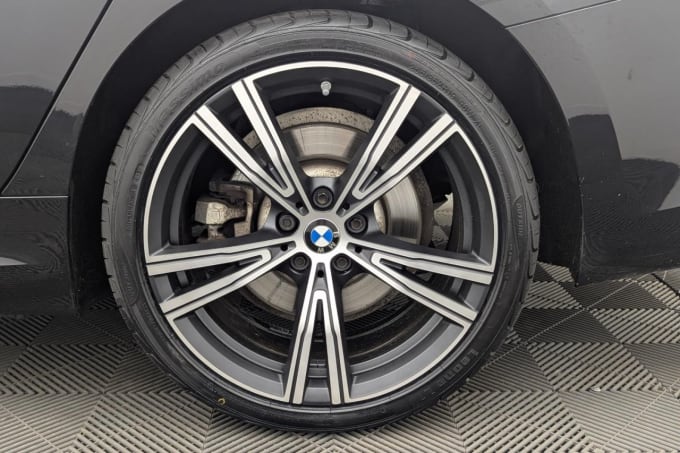 2025 BMW 3 Series