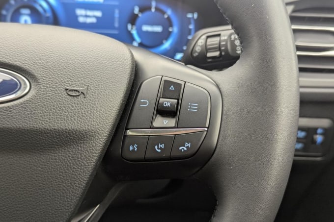 2025 Ford Kuga